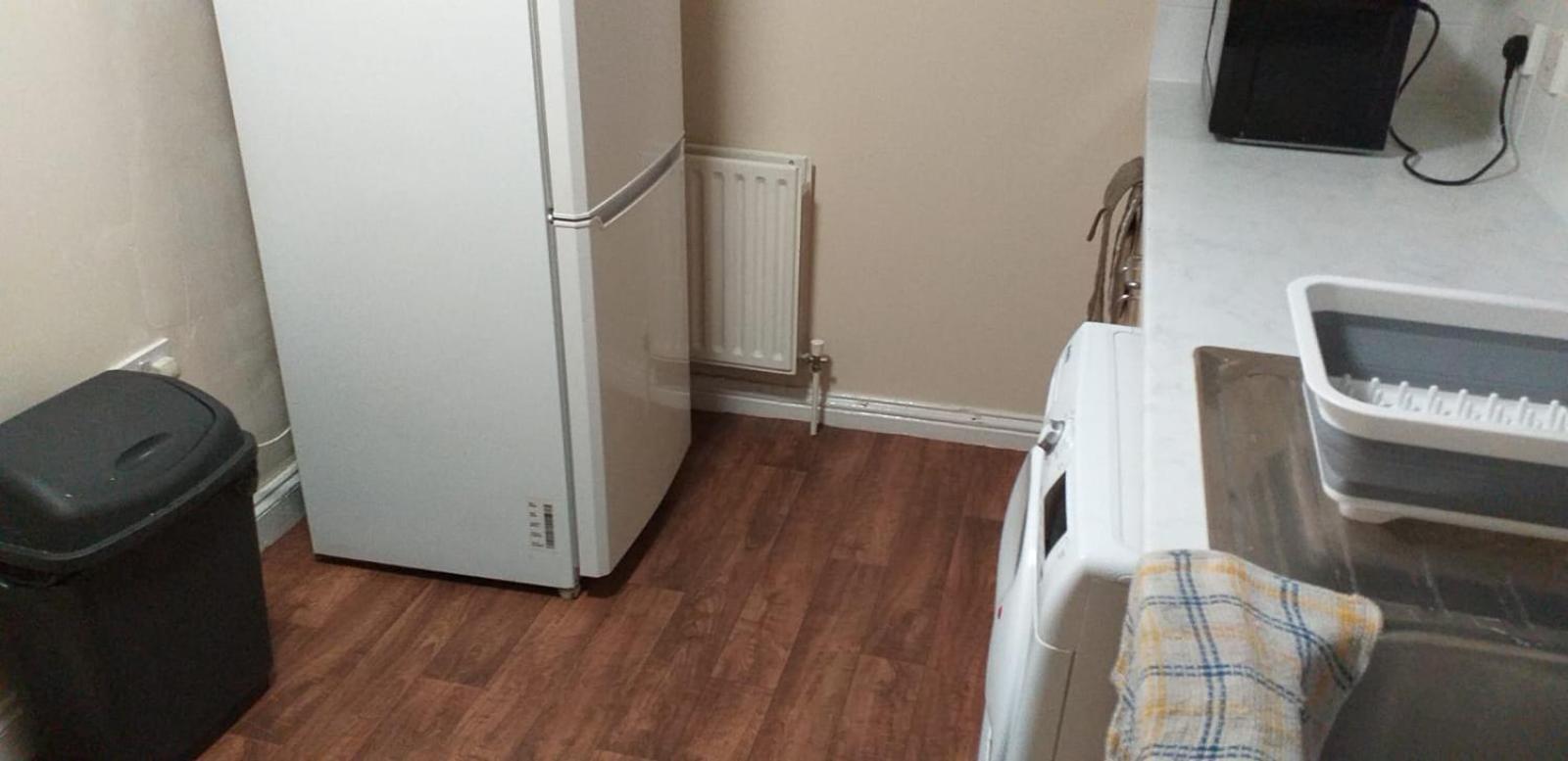 London Zone 2 Lovely 4 Bedroom Apartment - 3 Trowbridge Road Экстерьер фото